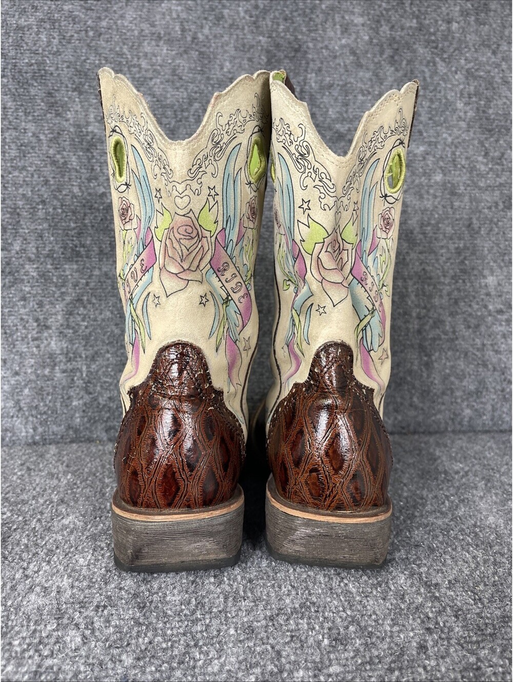 Ariat Ladies Rodeobaby Rocker Cowboy Boots Tattoo Themed Live Ride 7.5 - Picture 4 of 14